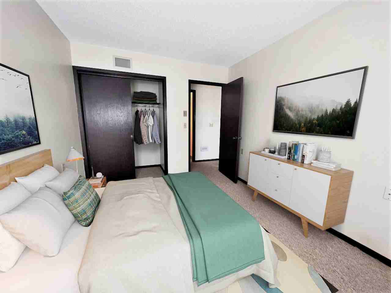 Bergengreen - Photo 4 of 14