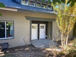 featured image of 717 N Forest St