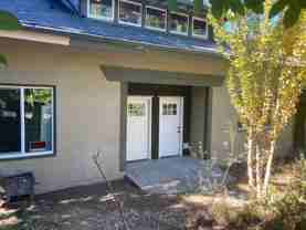 717 N Forest St - Photo 1 of 1