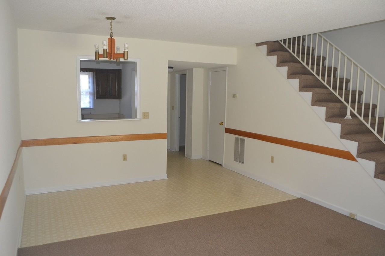 1108 Tiger Blvd #147 - Photo 5 of 10