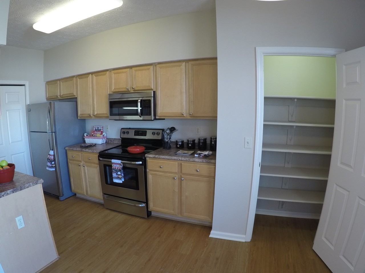 Portledge Commons, 1 and 2 Bedroom apartments, carport, central Lafayette - Photo 3 of 36