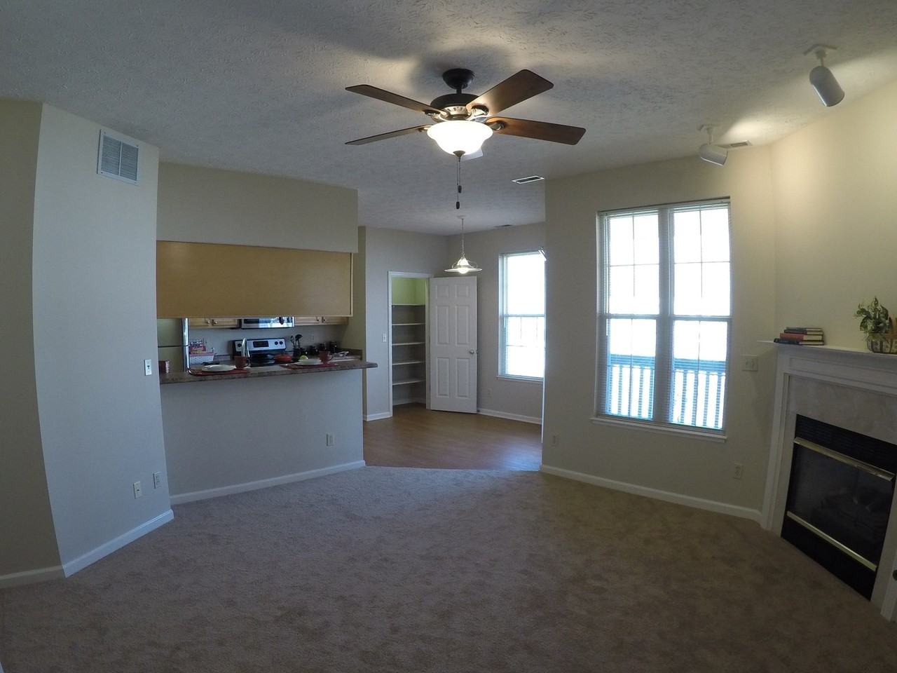 Portledge Commons, 1 and 2 Bedroom apartments, carport, central Lafayette - Photo 7 of 36