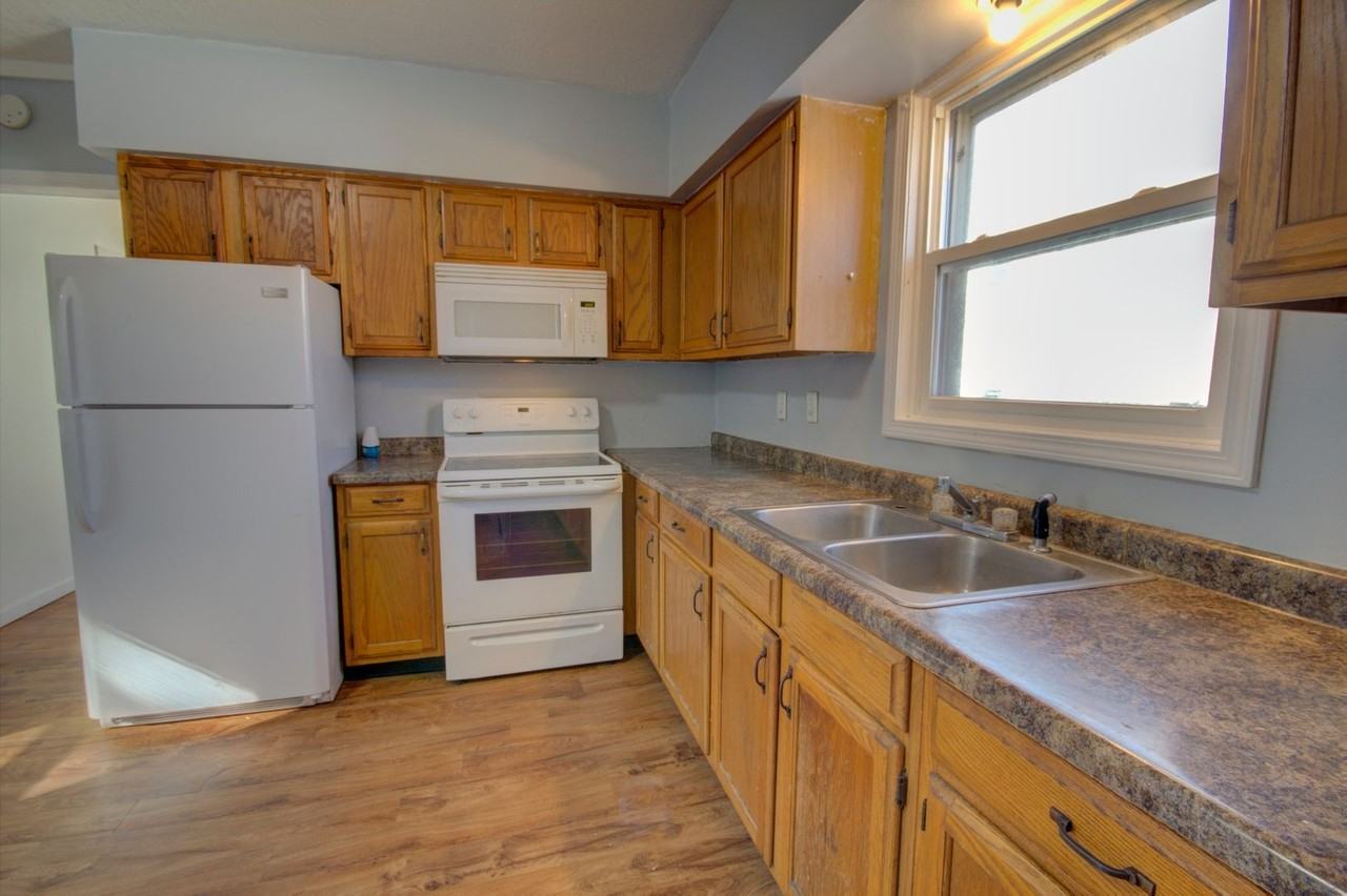 SL POS123 - Photo 2 of 22