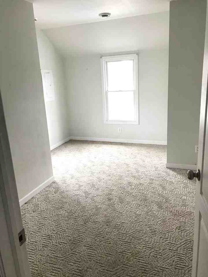 1119 Frank St - Photo 3 of 7