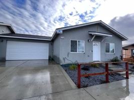 featured image of 323 W Laurel Ave
