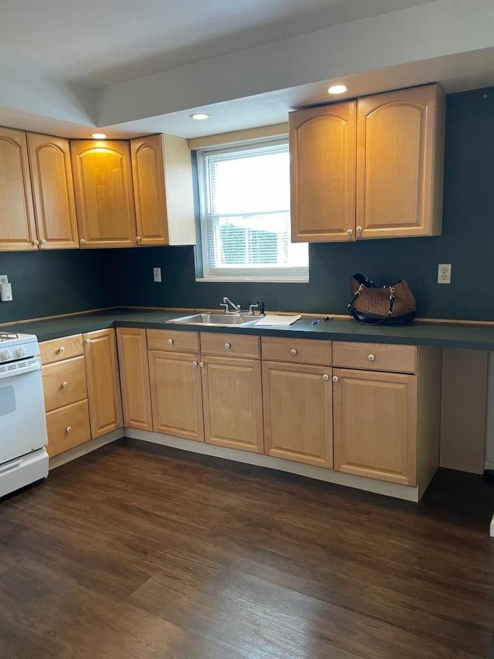 70 Mason St - Photo 2 of 11