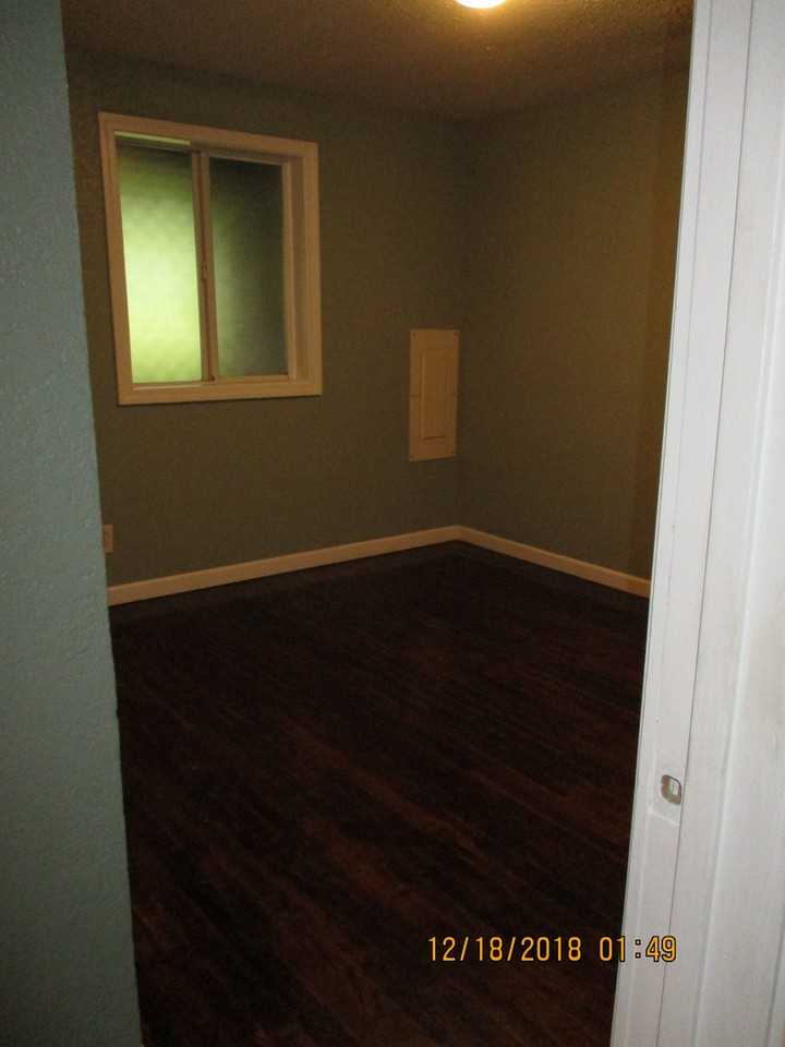 NOVD1932 - Photo 3 of 9