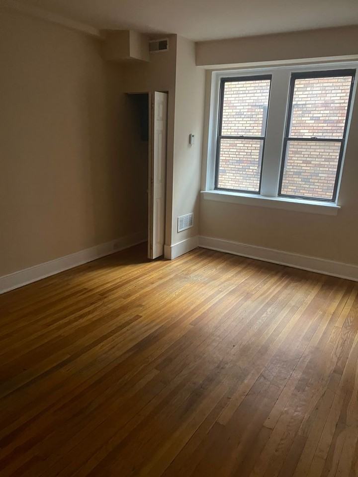 6649 N 16th ST - Photo 2 of 8