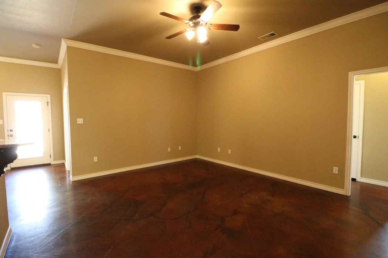 STONERIDGE 501 - 503 - Photo 3 of 22