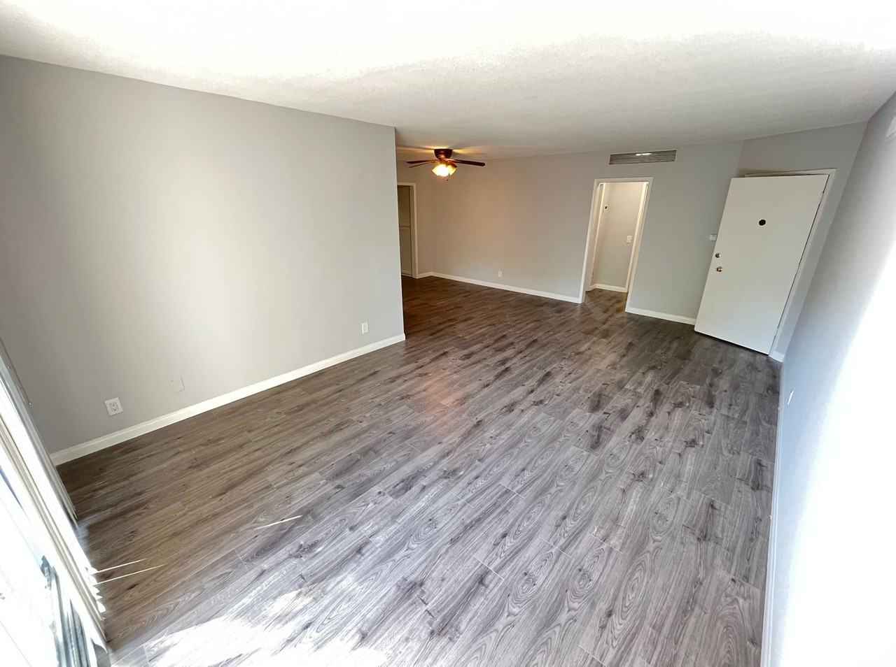 The Royalton Apartments, LLC 8221 De Longpre Ave, West Hollywood, CA