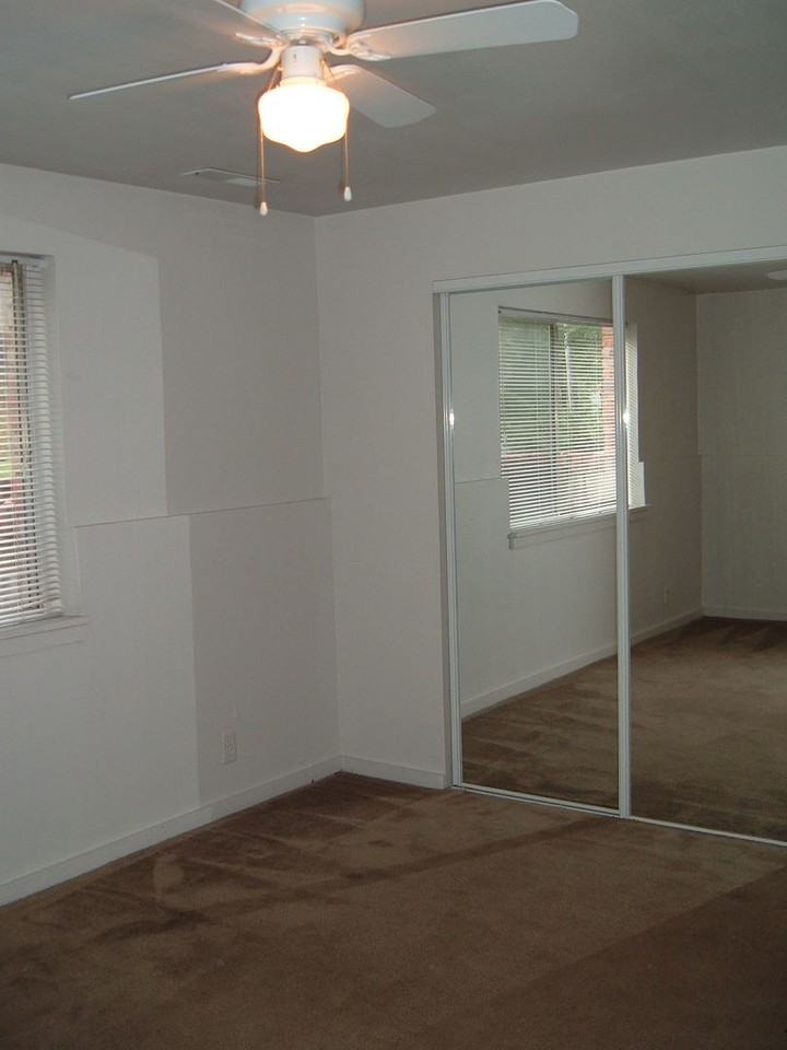 1025 Mississippi - Photo 5 of 9