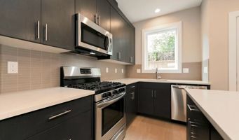 featured image of 3572 Ne Garfield Ave