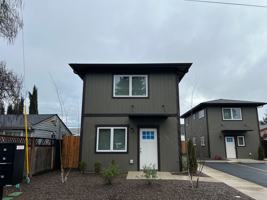 featured image of 534 Putnam St #1