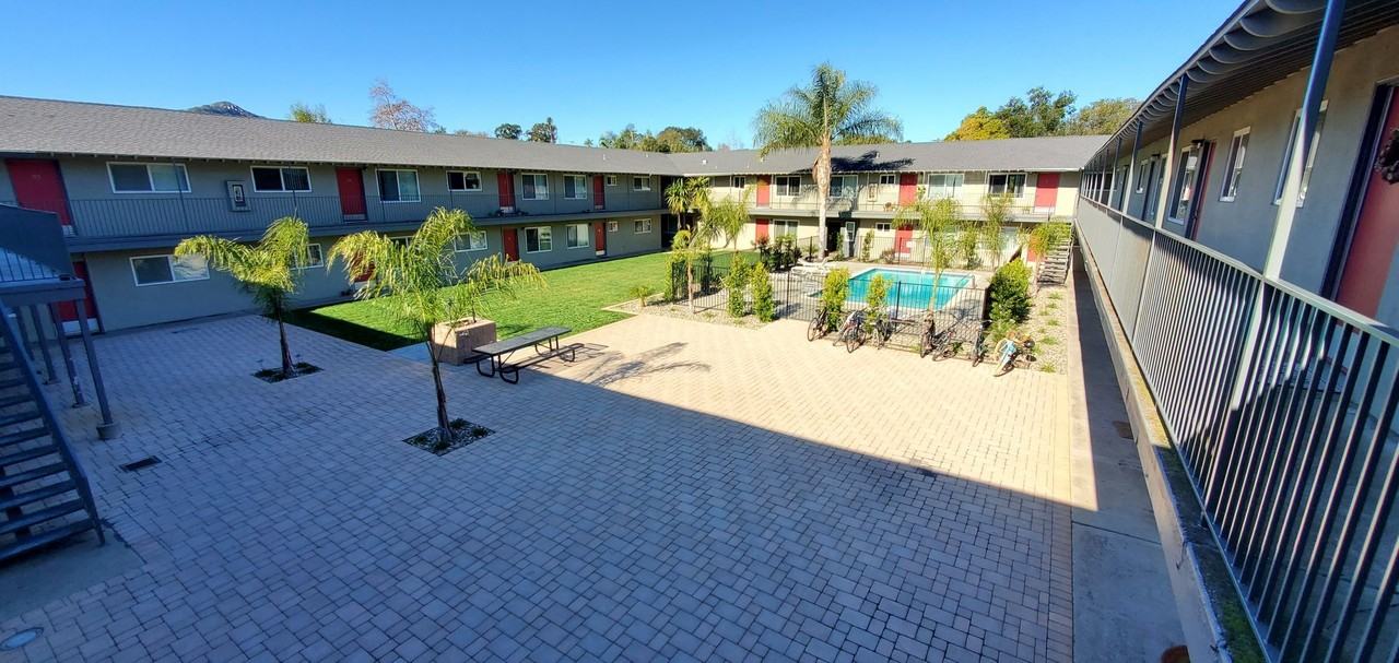 0199 738 Grand & 1885 Garfield - Photo 4 of 45