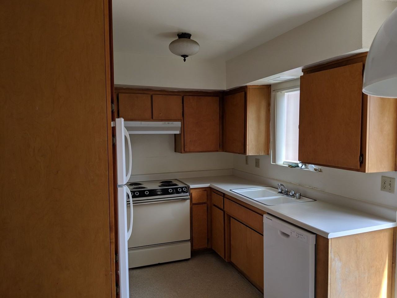 0053 2935 Augusta #1-8 - Photo 4 of 11