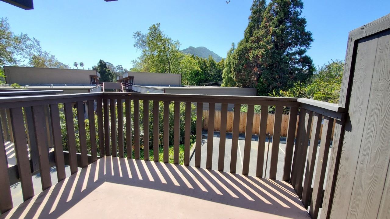 0077 677 Morro Street - Photo 6 of 15