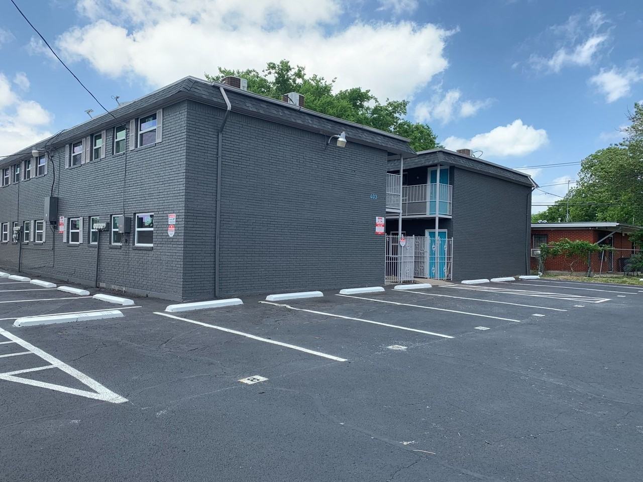 403 N 12th St - Photo 2 of 11