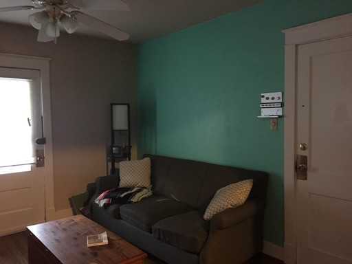 316 Lawrence St - Photo 3 of 10