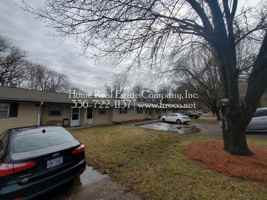 featured image of 3465 Valley Rd