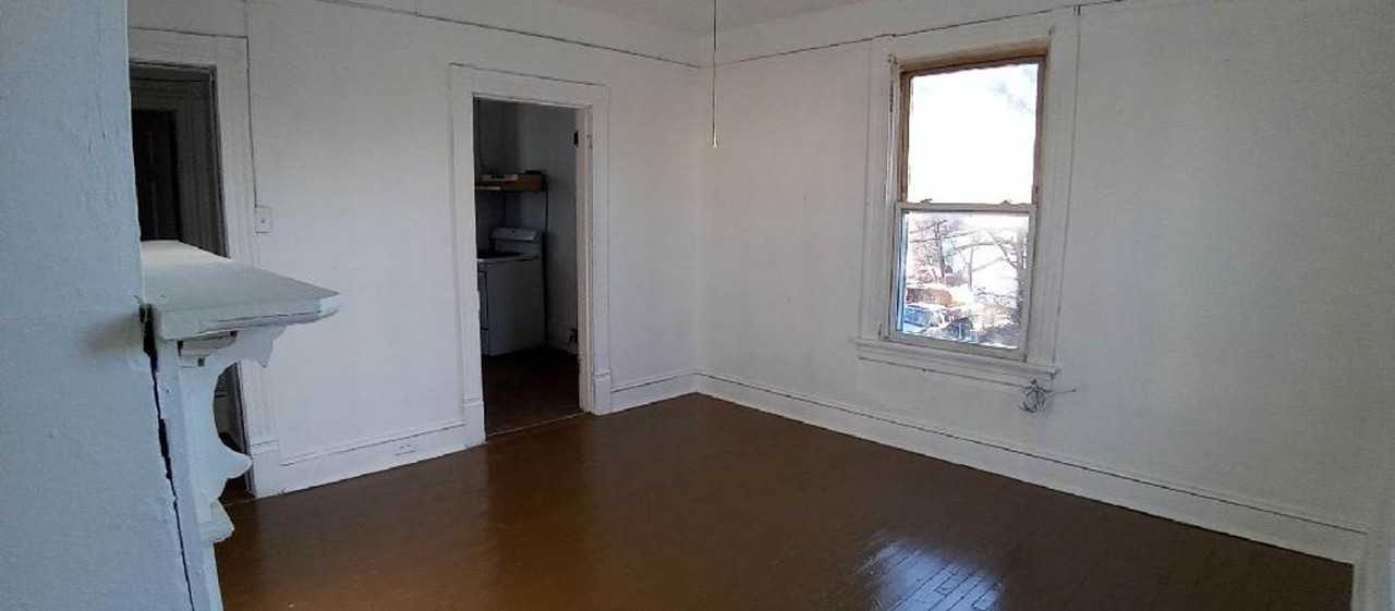 1209 Pierce St - Photo 2 of 7