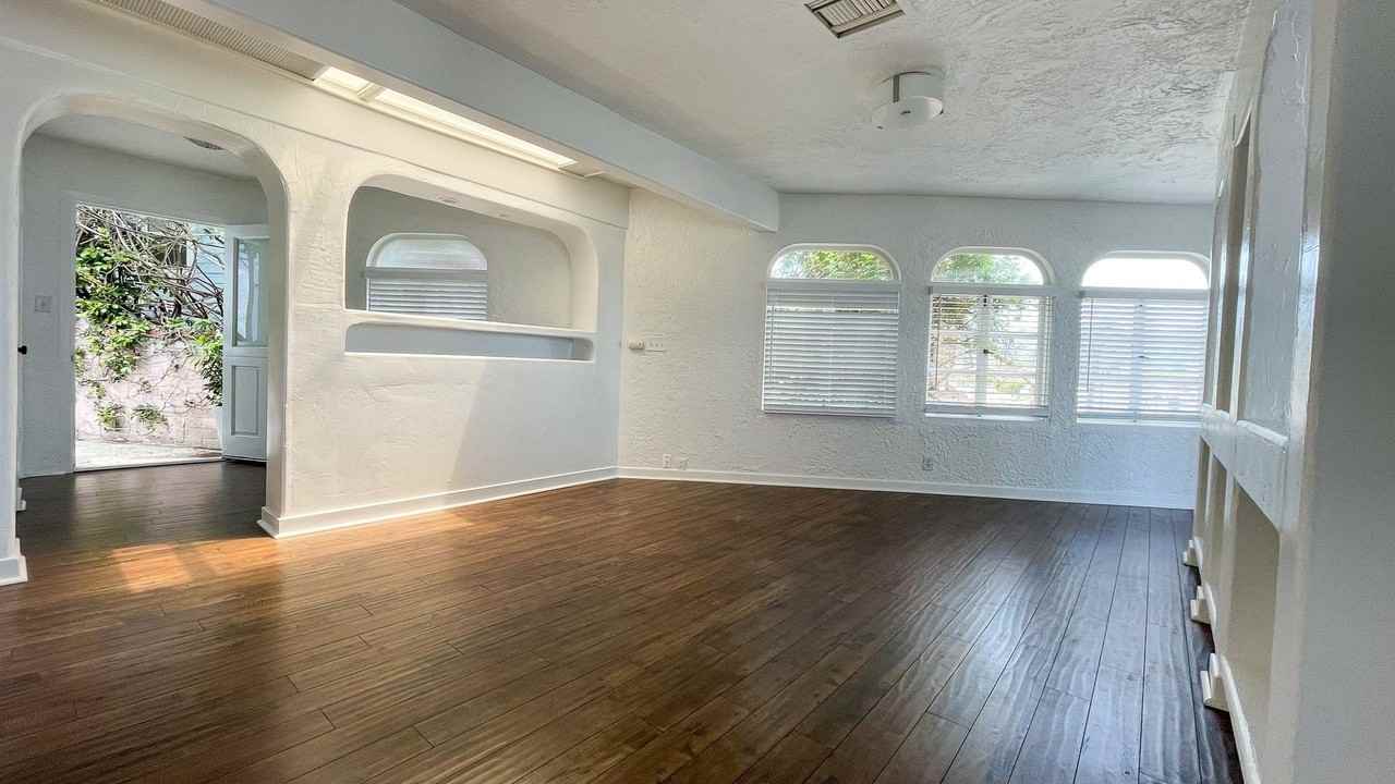 The Villas of Laguna Beach - Photo 4 of 24