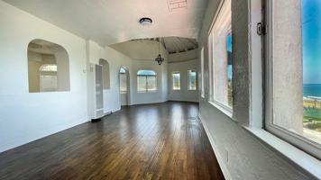 featured image of 212 N Coast Hwy