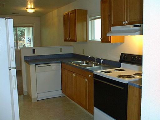 831 Lipan St - Photo 3 of 6