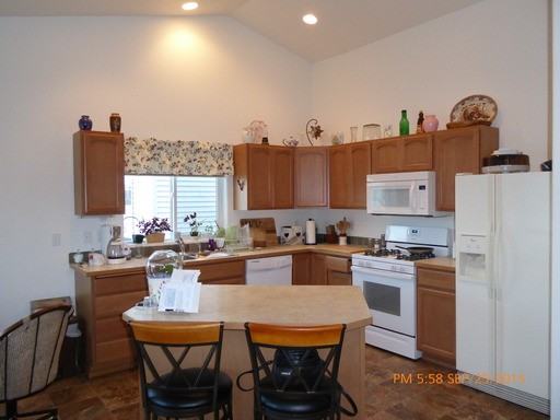 3839 Accipter Dr - Photo 3 of 9