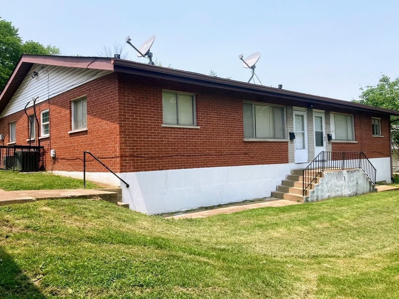 10012 Stimson Apartments in Riverview, Riverview, MO 63137 Zumper