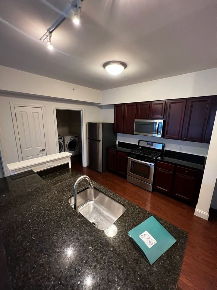 195 Bayberry Circle - Photo 4 of 50