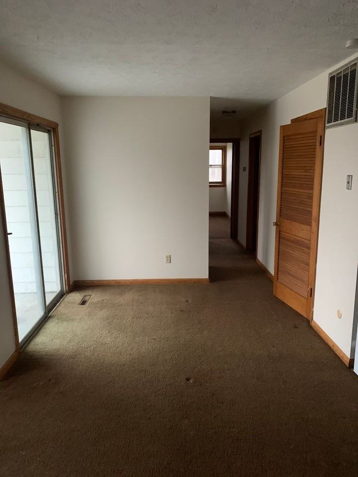 1717 State St LLC - Photo 2 of 6