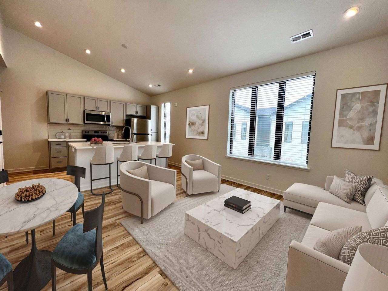 2230 R - Photo 2 of 11