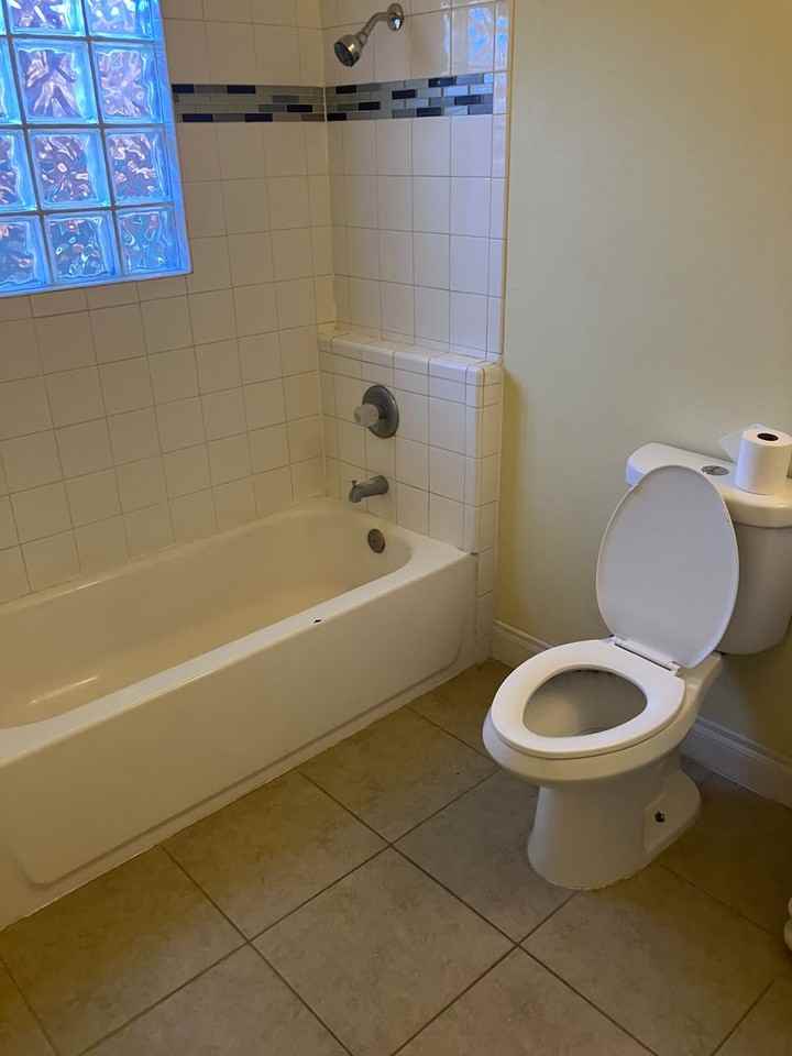 242 N 2nd Ave - Photo 6 of 17