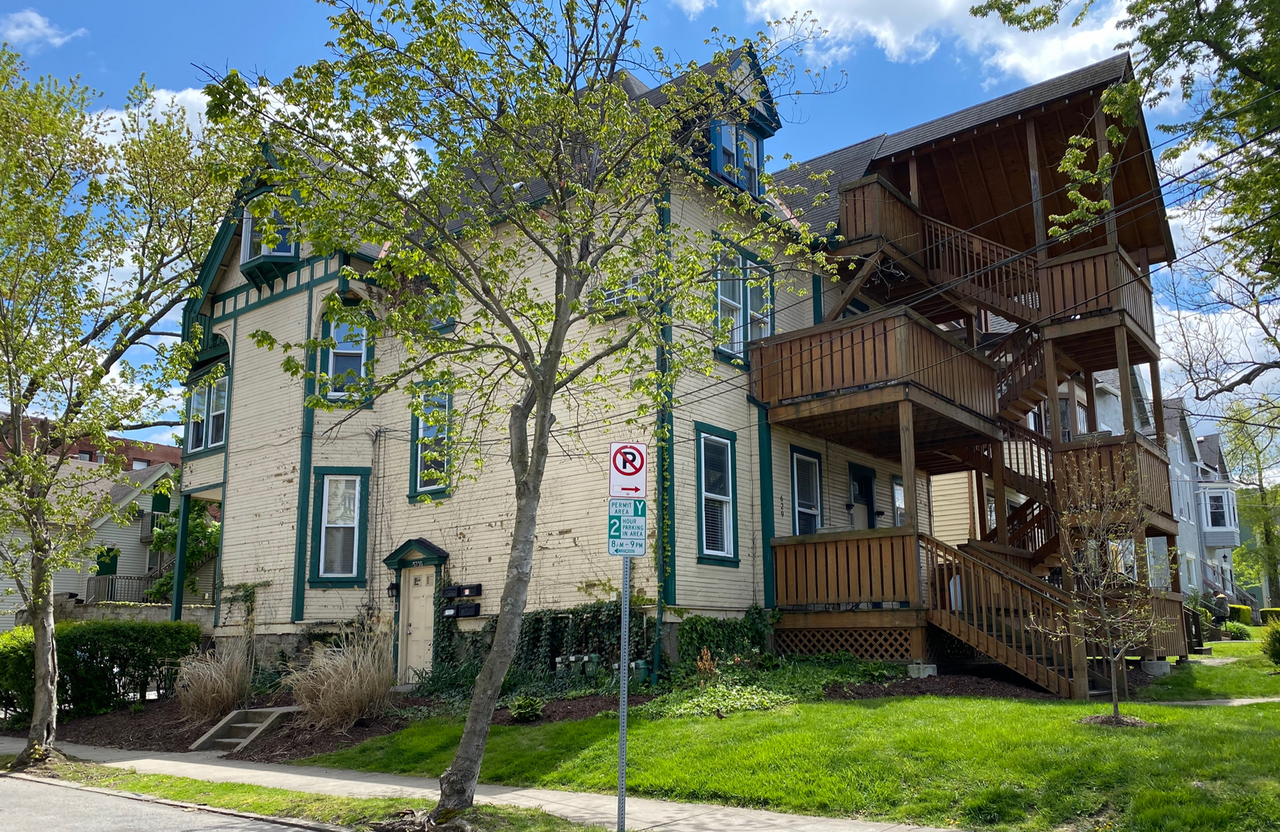 5730 Summerlea/Holden Street Apartments in Shadyside, Pittsburgh, PA 15232 Zumper