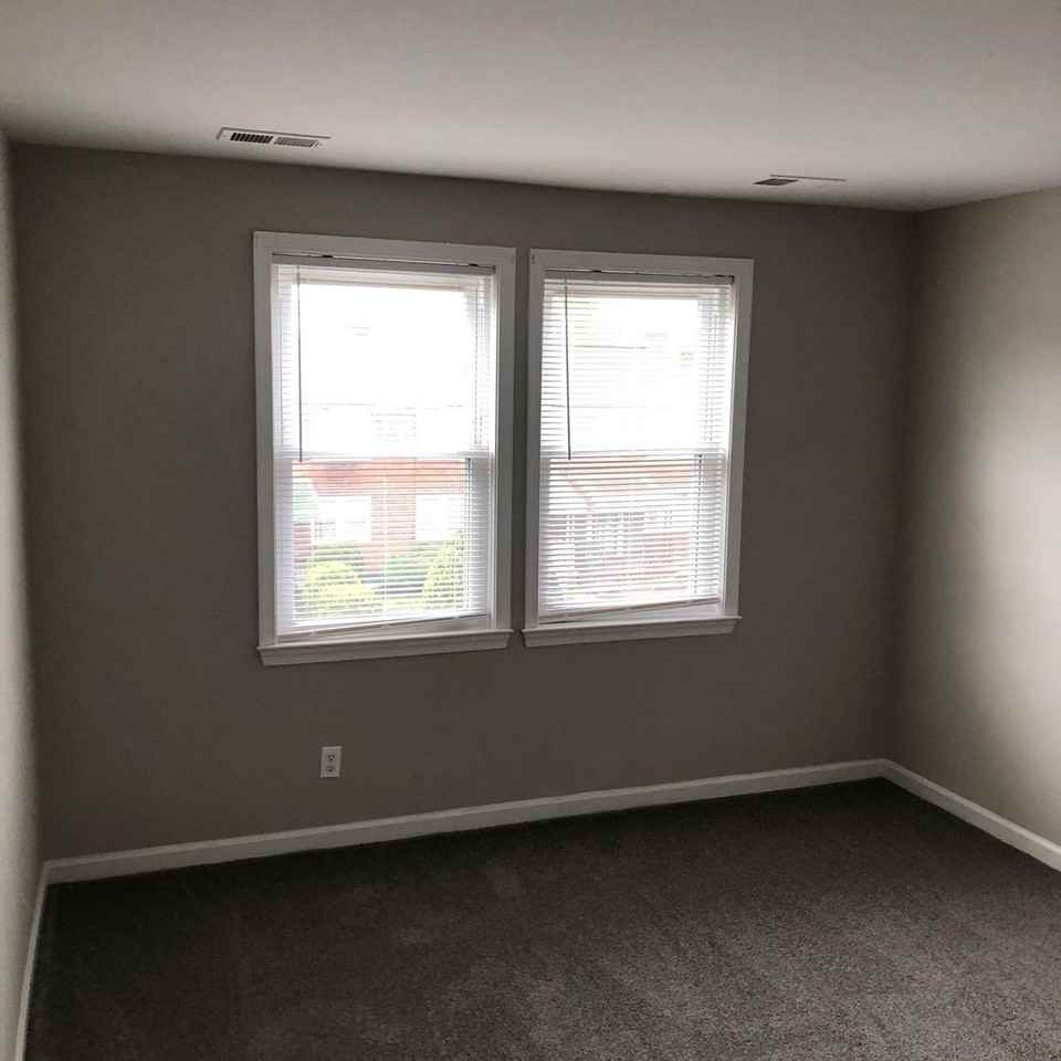 PAM33 PORTFOLIO - Photo 2 of 7