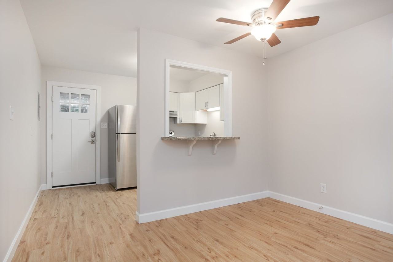 Elon Place - Photo 6 of 20