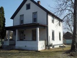 featured image of 3705 Chicago Ave