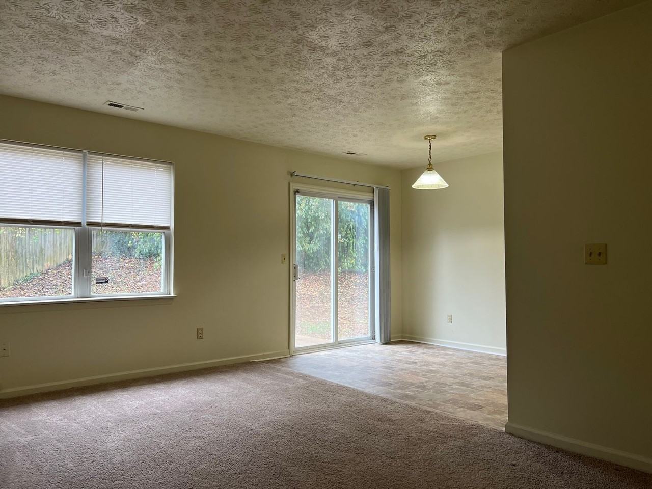 Rose Hill Versailles - Photo 2 of 22