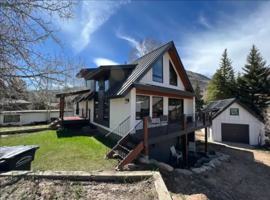 featured image of 1775 W Gore Creek Dr