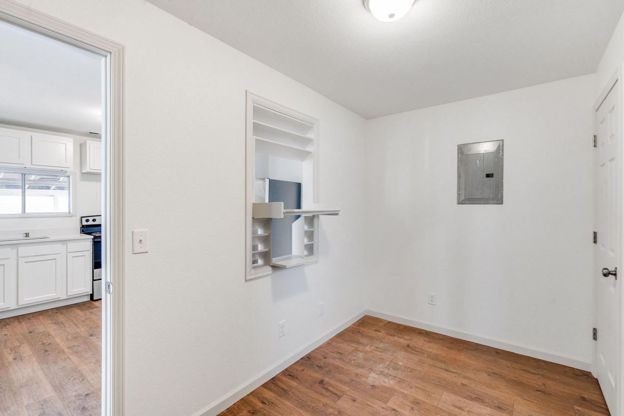 1719 6th Ave - Photo 5 of 16