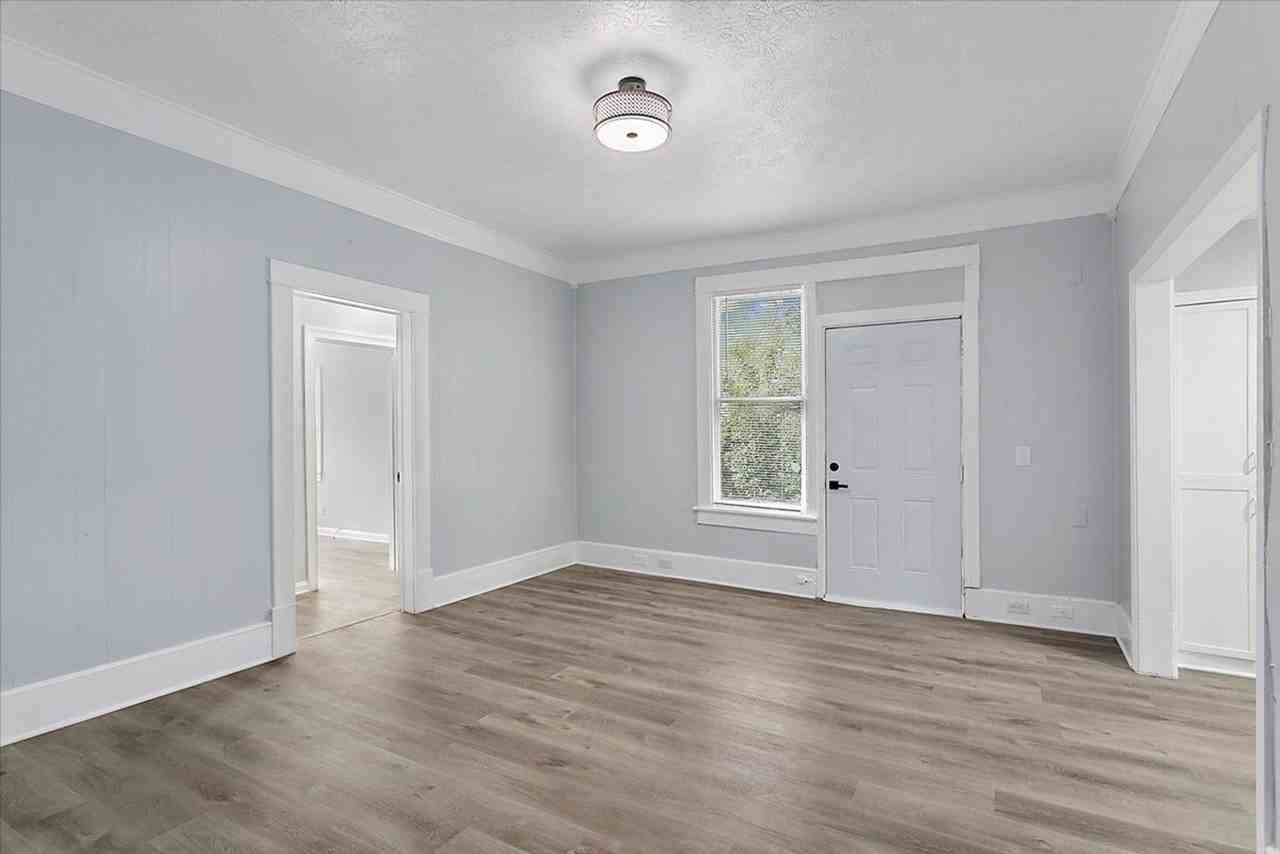 2150 Park Street - Photo 6 of 31