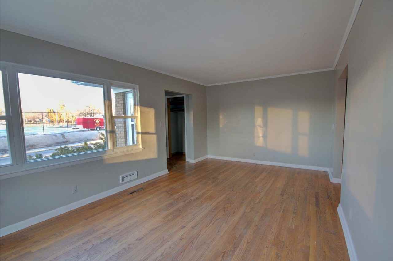 SL FRI1628 - Photo 3 of 16