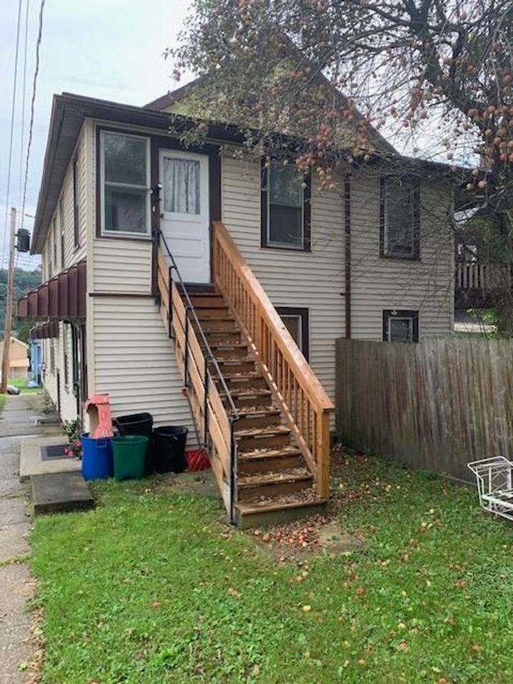 Amaorko-403 Beatrice Avenue - Photo 3 of 10