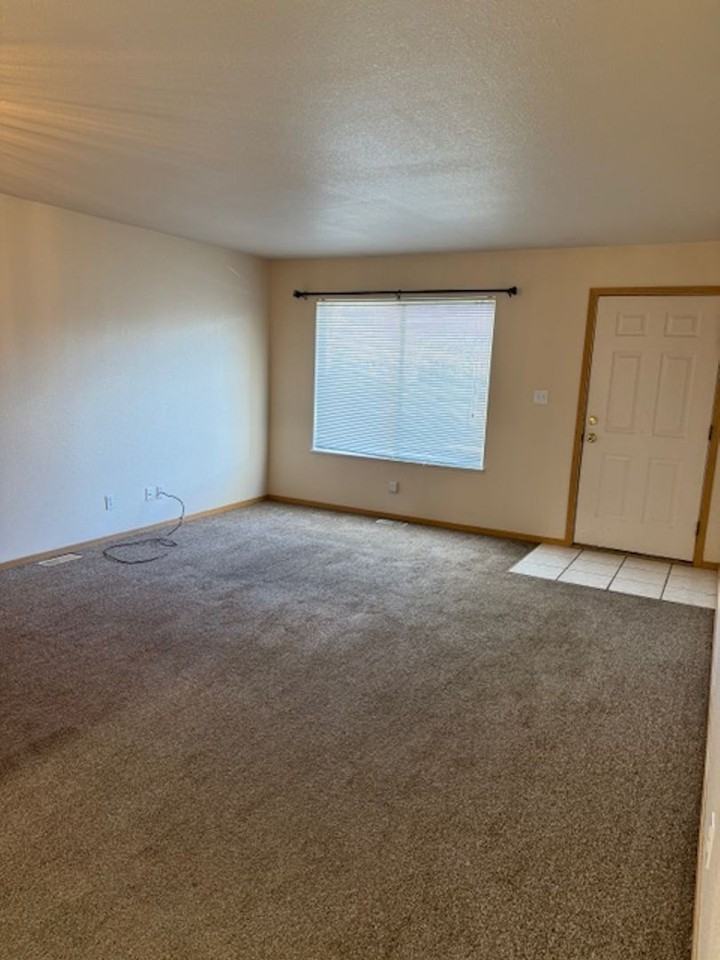 1078 Golden 935 Village Cir A-B - Photo 3 of 7