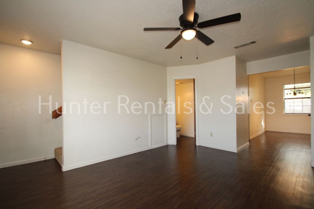 3802 Charolais Dr Apt D - Photo 2 of 20