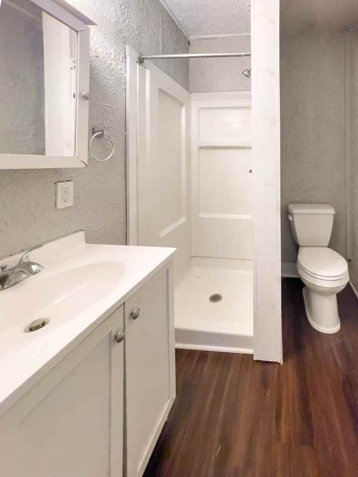 808 W Beechwood Ave - Photo 5 of 45