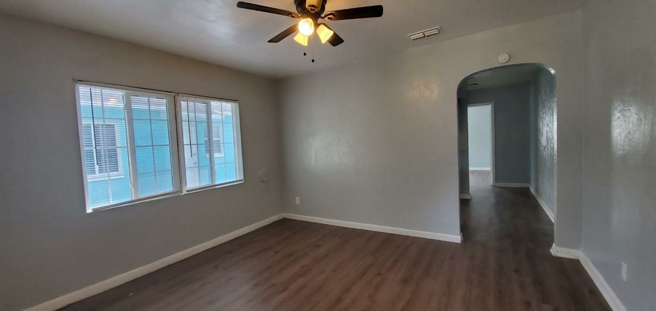 1758/1760 12th Ave S, St Petersburg FL 33712 - Photo 2 of 8