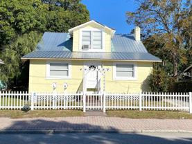 1006 13th Ave W - Photo 1 of 1