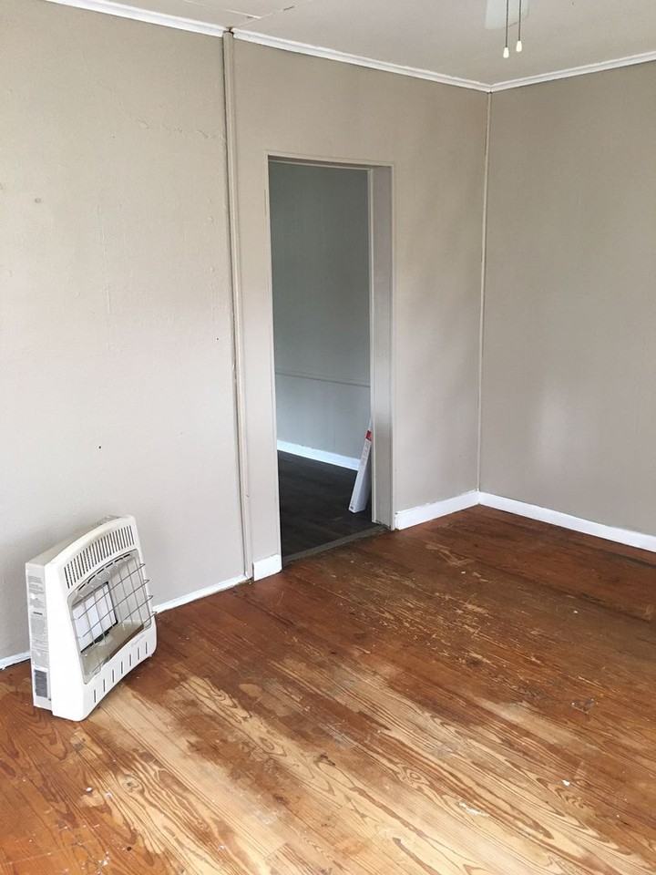 One Bedroom Duplex - Photo 2 of 5