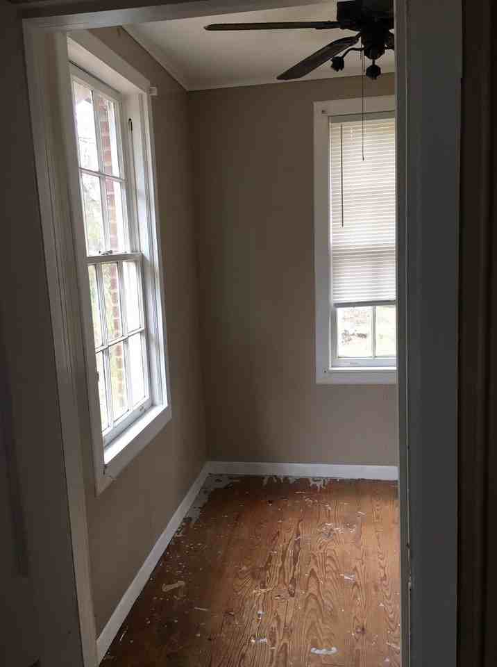 One Bedroom Duplex - Photo 3 of 5